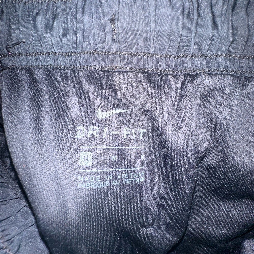 Nike Black Athletic Shorts Lightweight Performance - Picture 2 of 4